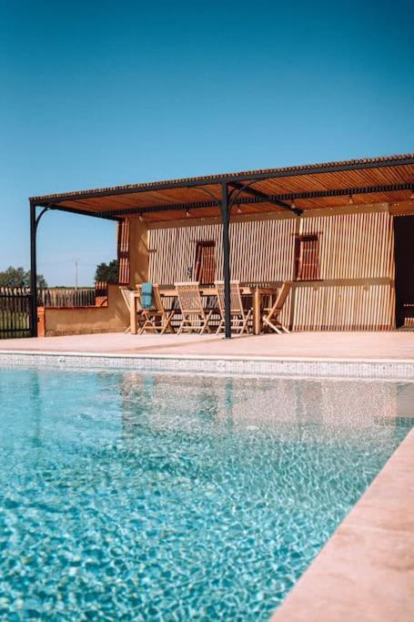 L'Heritier, Maison Climatisee, 12Pers Avec Piscine Marzens Exterior foto